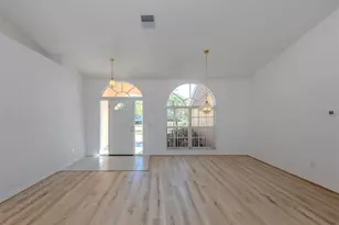 123 Venice Palms Blvd, Venice, FL 34292 - Photo 4