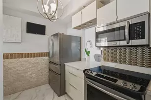 3730 Cadbury Cir, Venice, FL 34293 - Photo 8