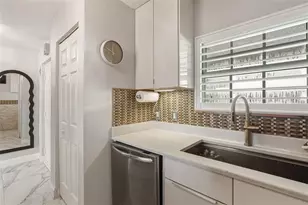 3730 Cadbury Cir, Venice, FL 34293 - Photo 10