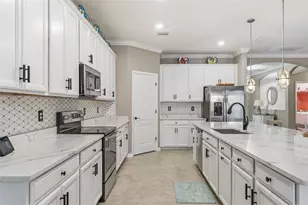 13794 Vancanza Dr, Venice, FL 34293 - Photo 18