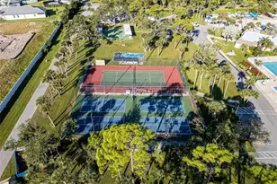 204 Crown Point Dr, Nokomis, FL 34275 - Photo 58