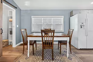 204 Crown Point Dr, Nokomis, FL 34275 - Photo 14