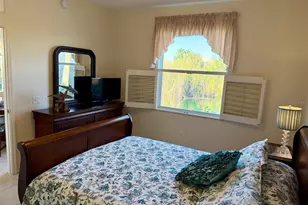 1801 Auburn Lakes Cir, Venice, FL 34292 - Photo 14