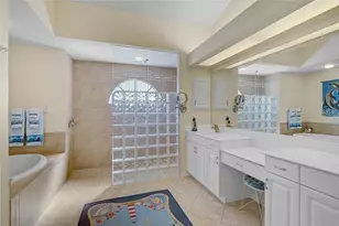 4350 Natale Dr, Venice, FL 34293 - Photo 18