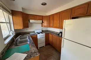 40 W Cowles St, Englewood, FL 34223 - Photo 4