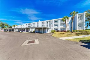 408 Cerromar Circle, Venice, FL 34293 - Photo 2