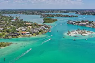 1627 Del Monte Ct, Venice, FL 34293 - Photo 46