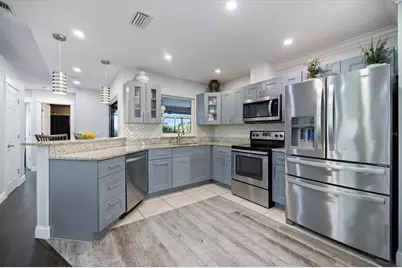 1627 Del Monte Court, Venice, FL 34293 - Photo 14