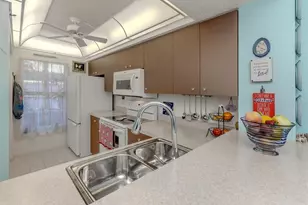 818 Wexford Blvd, Venice, FL 34293 - Photo 8