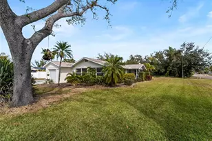 896 S Venice Blvd, Venice, FL 34293 - Photo 6