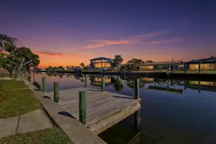 217 Bangsberg Rd SE, Port Charlotte, FL 33952 - Photo 2