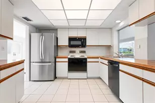 980 N Doral Ln, Venice, FL 34293 - Photo 32