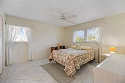 649 Tamiami Trail S #301, Venice, FL 34285 - Photo 20