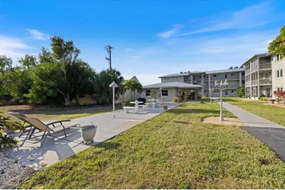 649 Tamiami Trail S #301, Venice, FL 34285 - Photo 28