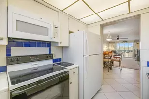 649 Tamiami Trail S, Venice, FL 34285 - Photo 12