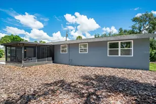 4090 Pelican Shores Cir, Englewood, FL 34223 - Photo 4