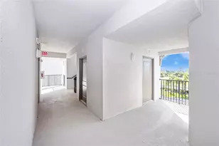 12180 Wellen Golf St, Venice, FL 34293 - Photo 2