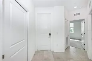 12180 Wellen Golf St, Venice, FL 34293 - Photo 4