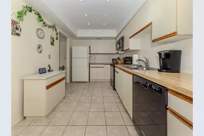 800 Capri Isles Boulevard #236, Venice, FL 34292 - Photo 12