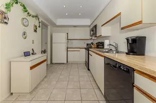 800 Capri Isles Blvd, Venice, FL 34292 - Photo 12