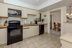 800 Capri Isles Blvd, Venice, FL 34292 - Photo 14