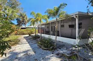 272 Loyola Rd, Venice, FL 34293 - Photo 14