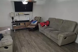 5723 12th St E, Bradenton, FL 34203 - Photo 6