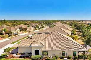 11452 Okaloosa Dr, Venice, FL 34293 - Photo 2