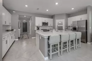 11450 Burgundy Dr, Venice, FL 34293 - Photo 10