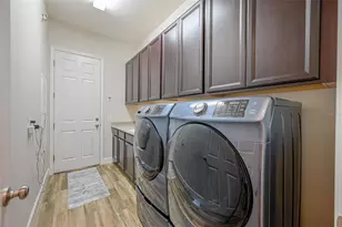 5977 Anise Dr, Sarasota, FL 34238 - Photo 52