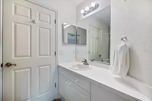 950 Fundy Rd, Venice, FL 34293 - Photo 18