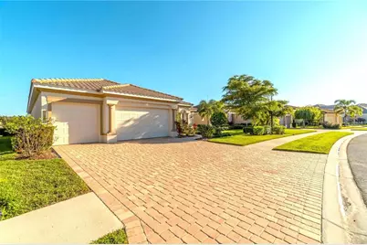20126 Elegante Court, Venice, FL 34293 - Photo 2