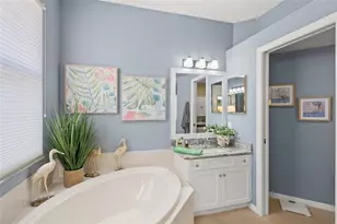 805 Derbyshire Dr, Venice, FL 34285 - Photo 22