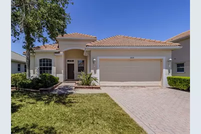 11610 Dancing River Drive, Venice, FL 34292 - Photo 2