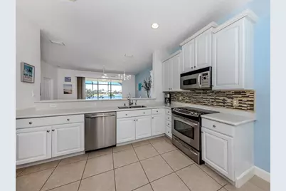 11610 Dancing River Drive, Venice, FL 34292 - Photo 10