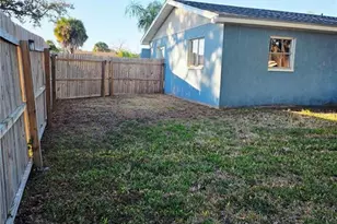 441 Coronado Rd, Venice, FL 34293 - Photo 22