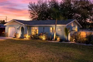 441 Coronado Rd, Venice, FL 34293 - Photo 1