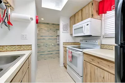 1999 Kings Highway #133C, Punta Gorda, FL 33980 - Photo 10