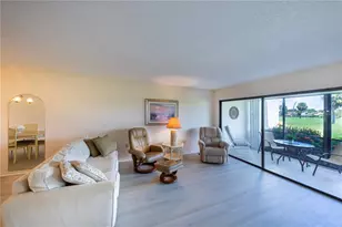 696 Bird Bay Dr W, Venice, FL 34285 - Photo 16