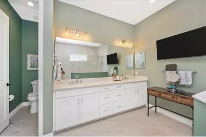 18805 Valleta Avenue, Venice, FL 34293 - Photo 28