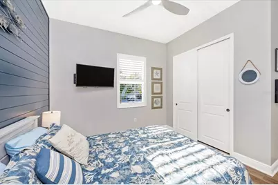 18805 Valleta Avenue, Venice, FL 34293 - Photo 30