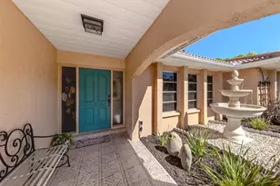 317 Monet Dr, Nokomis, FL 34275 - Photo 2