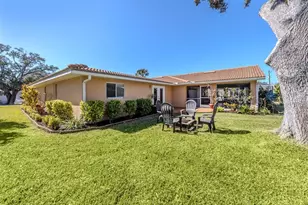 317 Monet Dr, Nokomis, FL 34275 - Photo 32