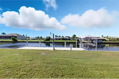 133 Peckham Street SE, Port Charlotte, FL 33952 - Photo 10