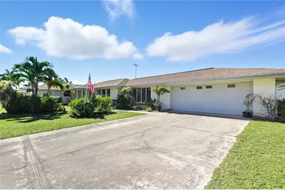 133 Peckham Street SE, Port Charlotte, FL 33952 - Photo 8