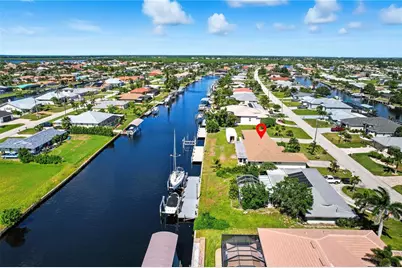 133 Peckham Street SE, Port Charlotte, FL 33952 - Photo 4