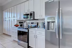 1204 Ravinia Cir, Venice, FL 34292 - Photo 18