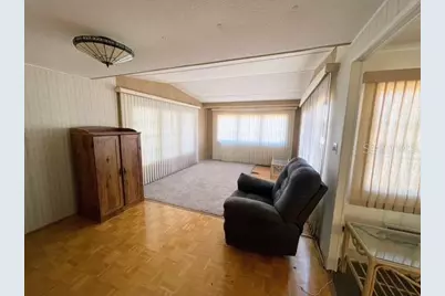 821 Turf, Venice, FL 34285 - Photo 4