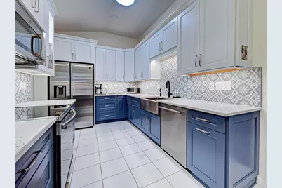 251 Vista Del Lago Way, Venice, FL 34292 - Photo 18