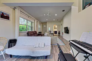 251 Vista Del Lago Way, Venice, FL 34292 - Photo 22